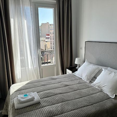 Hostal Besaya Madrid Kültér fotó