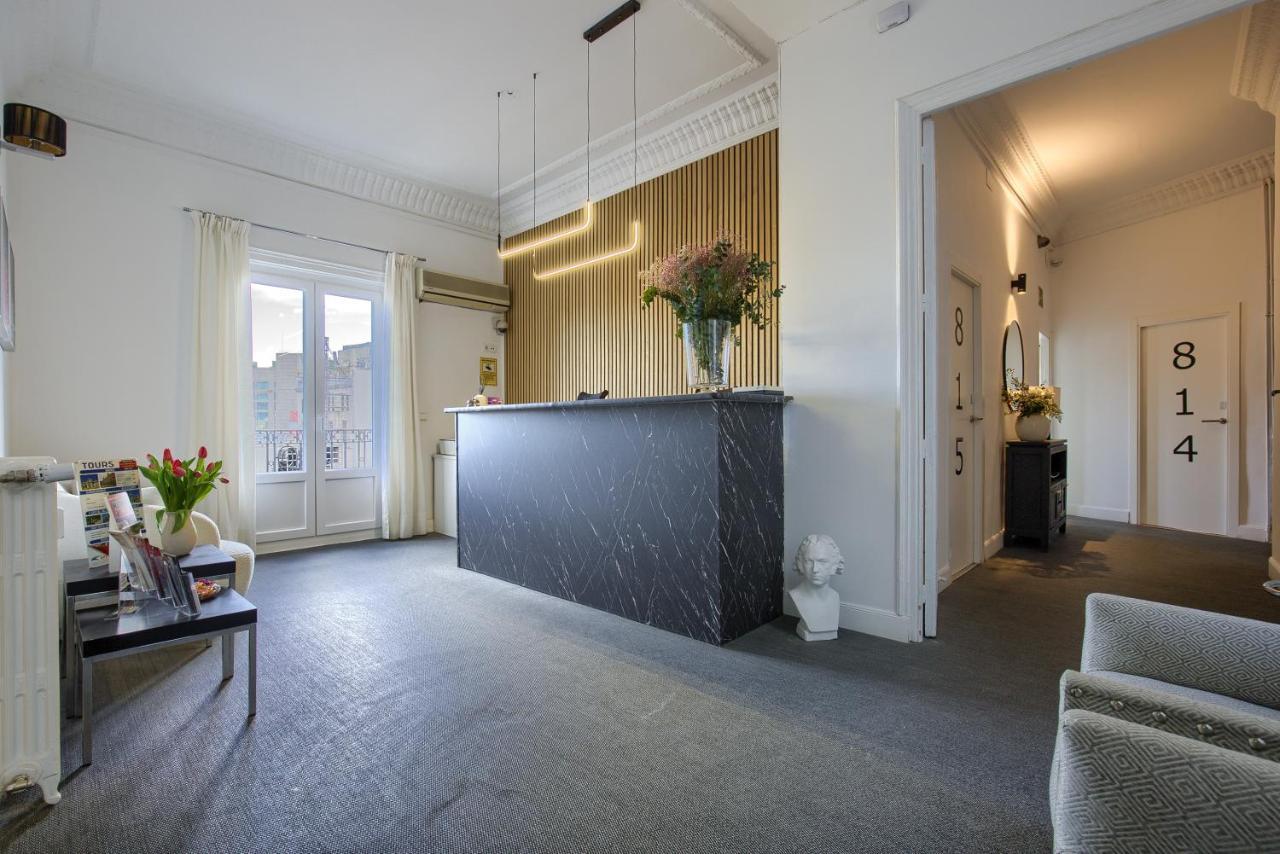 Hostal Besaya Madrid Kültér fotó