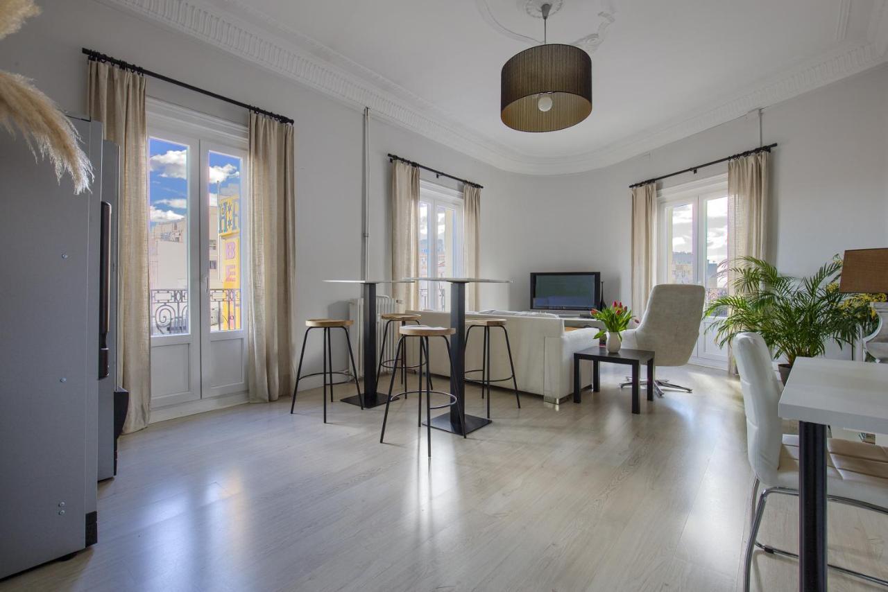Hostal Besaya Madrid Kültér fotó