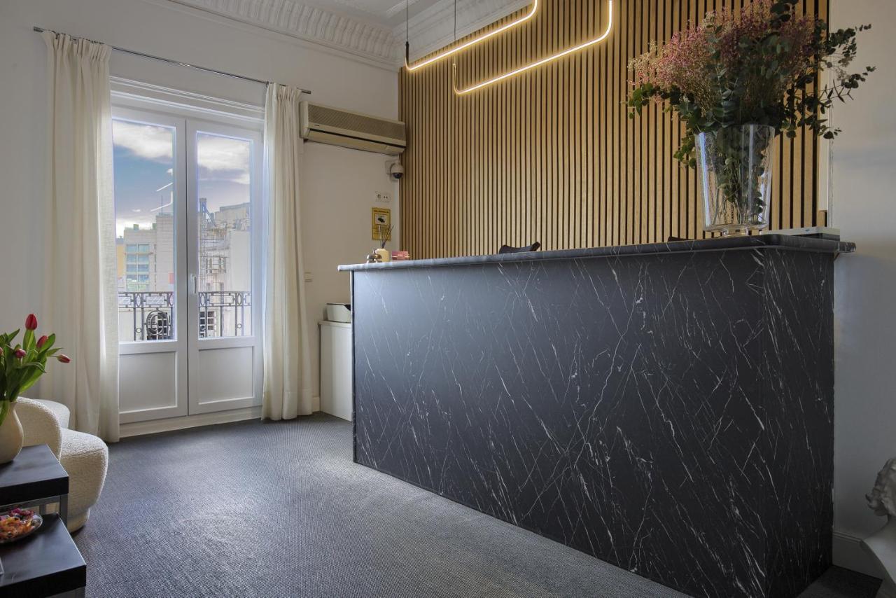 Hostal Besaya Madrid Kültér fotó